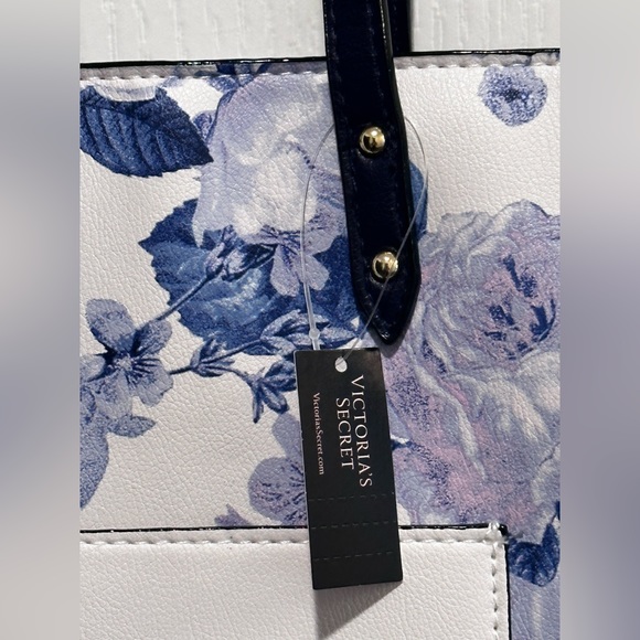 Victoria Secret Tote Bag with Large Handle and external Pouch - Picture 9 of 10